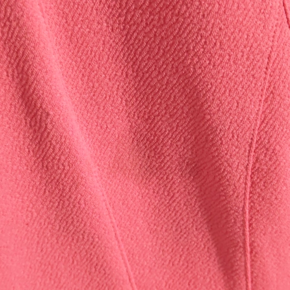 Pink top - Picture 3 of 4